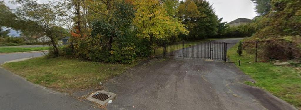 Beth El Cemetery entrance gate